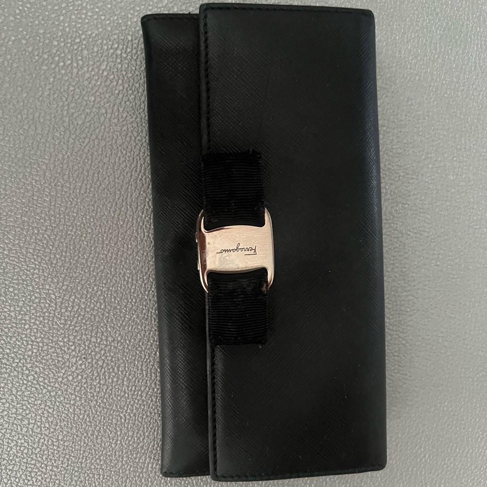 Salvatore Ferragamo BARA Black Wallet